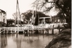 1960 noodbrug voor Oosterbrug.jpg